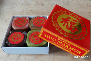 Kue keranjang Tegal, imlek
