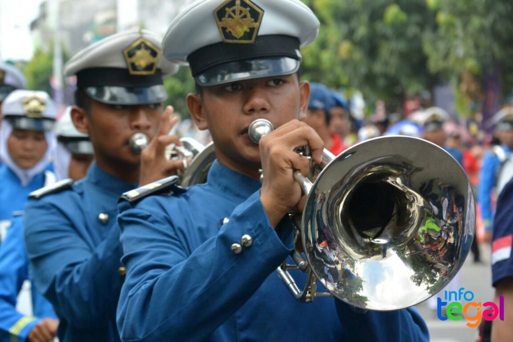 Pawai HUT RI ke-71 di Kota Tegal 5 s