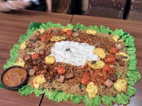 Sega Bancakan Ranez Kitchen Tegal