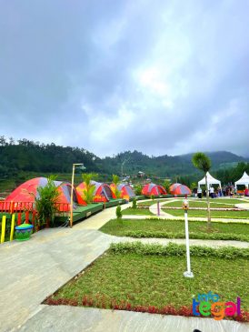 Wisata Rainbow Slide Guci Tegal
